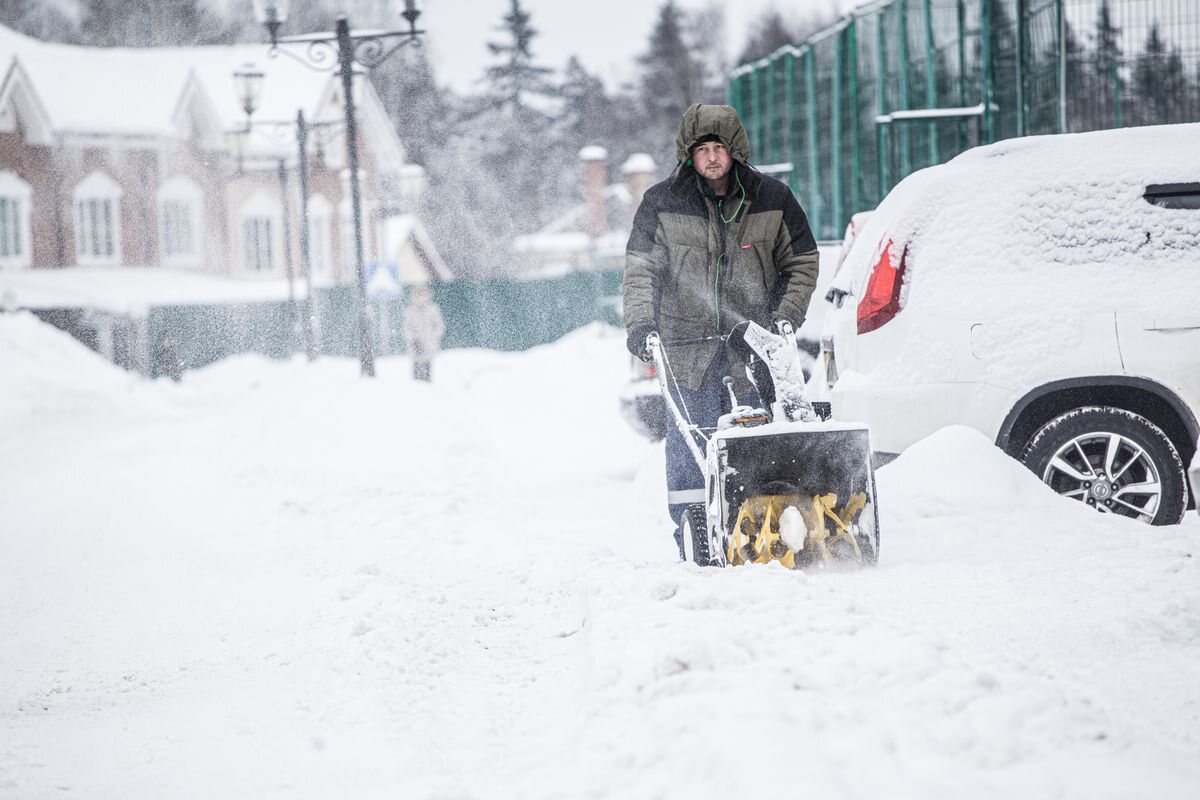 Snow & Ice Removal in Madison, WI